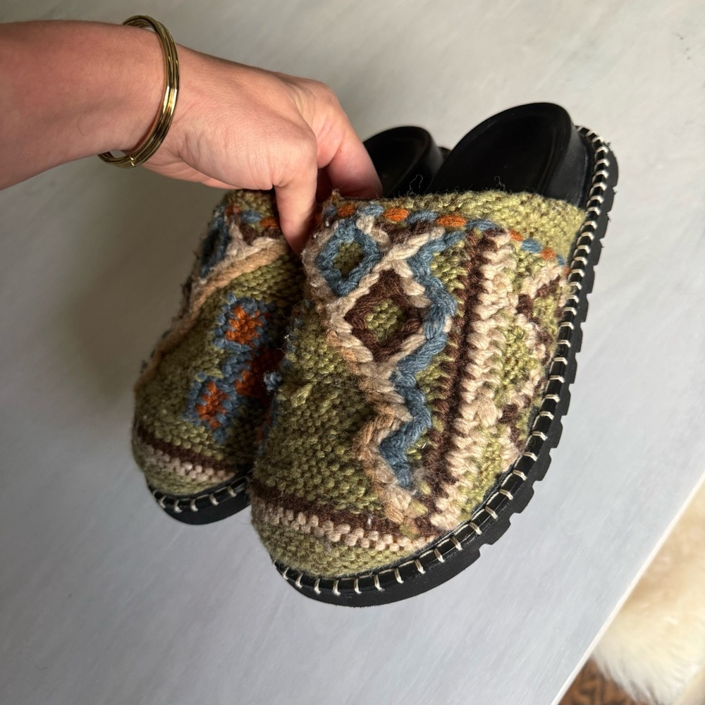 FREE PEOPLE • Magic carpet mules slides - botanical combo - size 6 - Picture 6 of 10